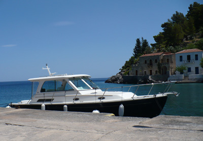 BOATS AND YACHTS WITHIN OUR NETWORK - Pier 33