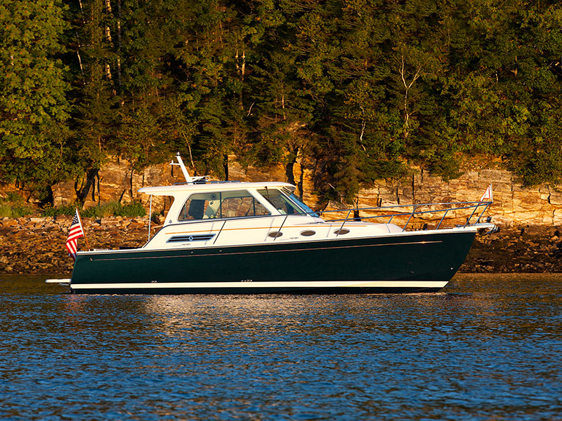 Optional equipment for the Back Cove 34. Power boat built in Maine by ...